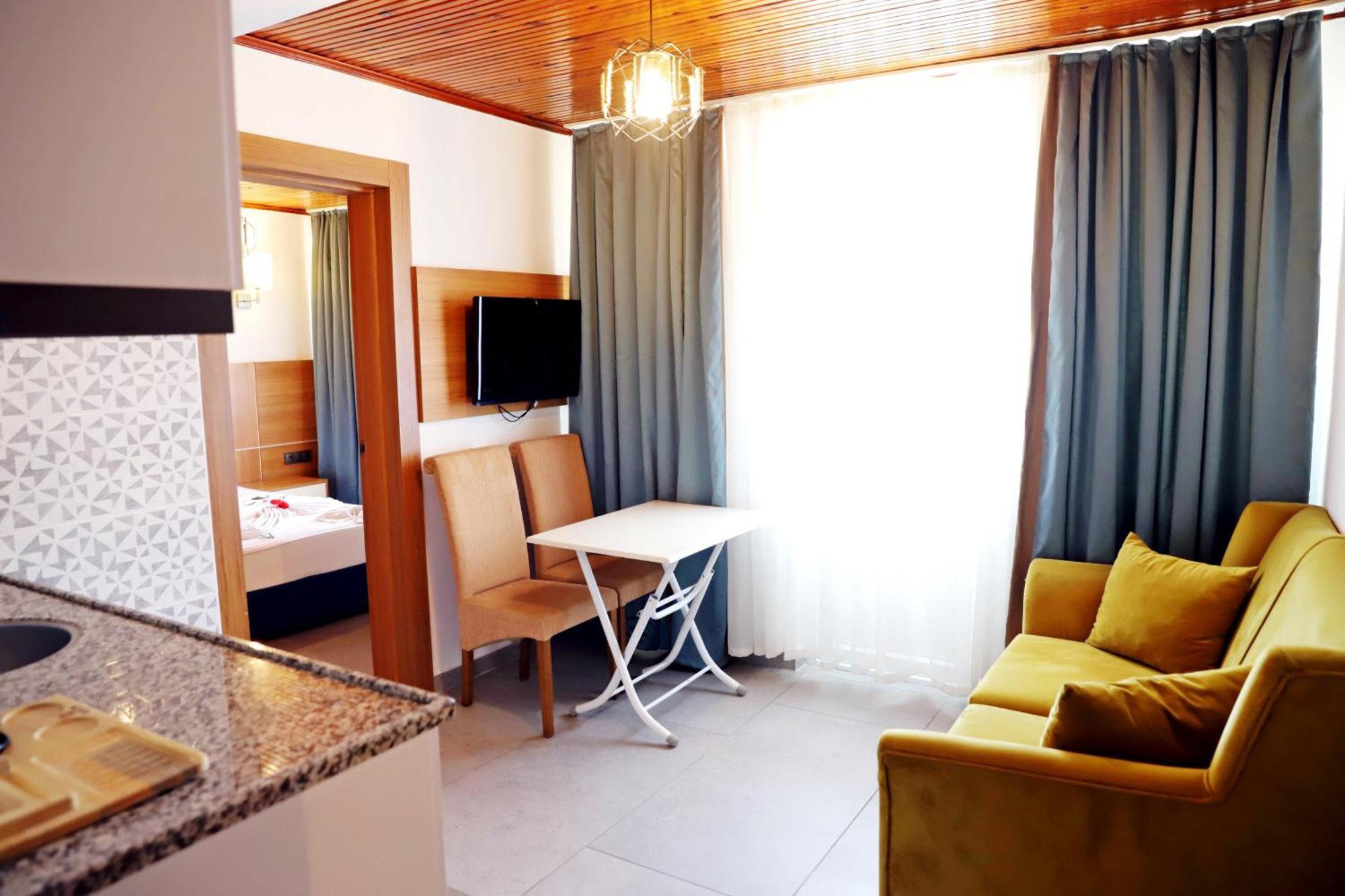 Akin Apart And Hotel Antalya Exterior photo